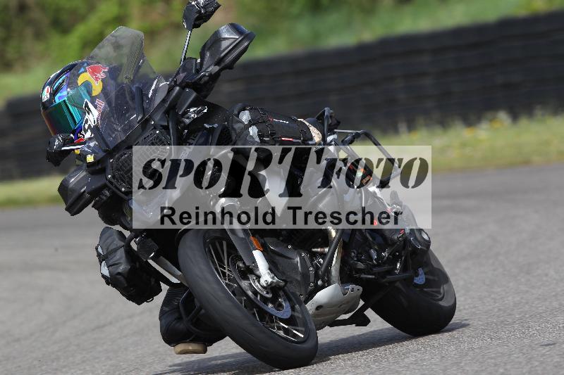 Archiv-2025/05 14.04.2025 Plüss Moto Sport ADR/Einsteiger/67